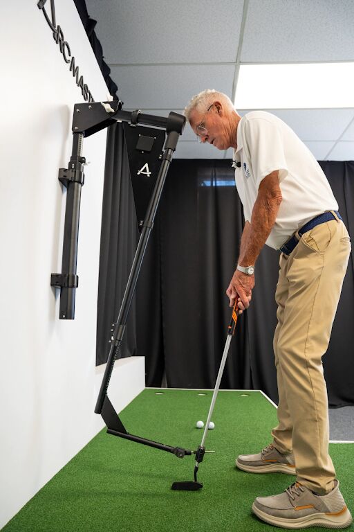 mike hicks putting